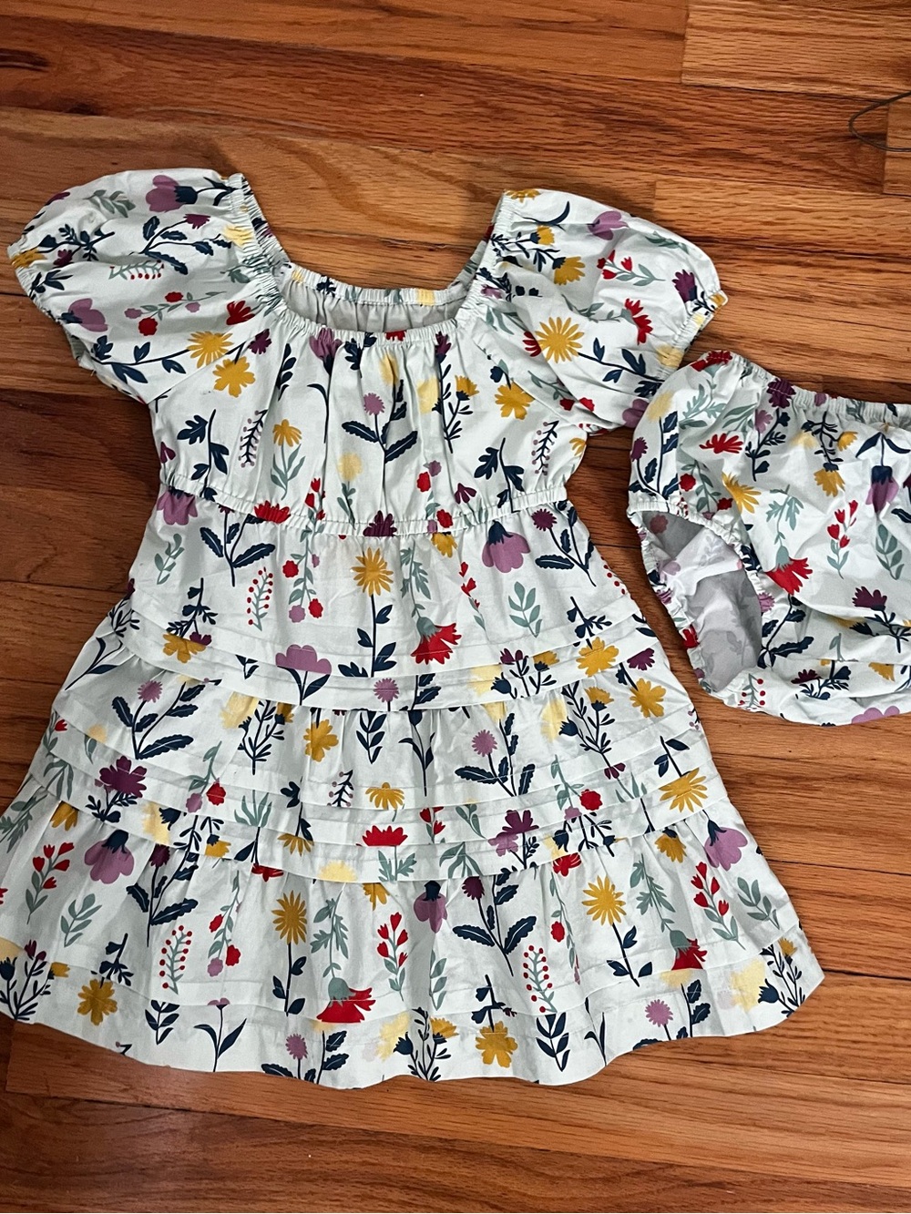 2TQuince Toddler Heirloom-Style White Floral Tiered Dress with Bloomer